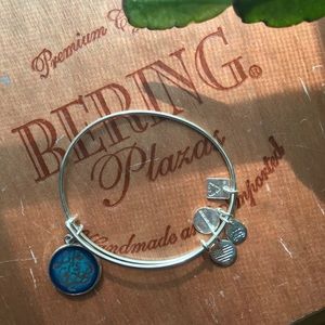 Alex & Ani Life is good bracelet